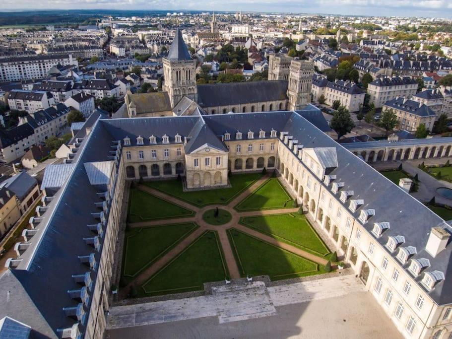 Appart 90M2 Lumineux, Centre, Vue Eglise Penchee Caen Dış mekan fotoğraf